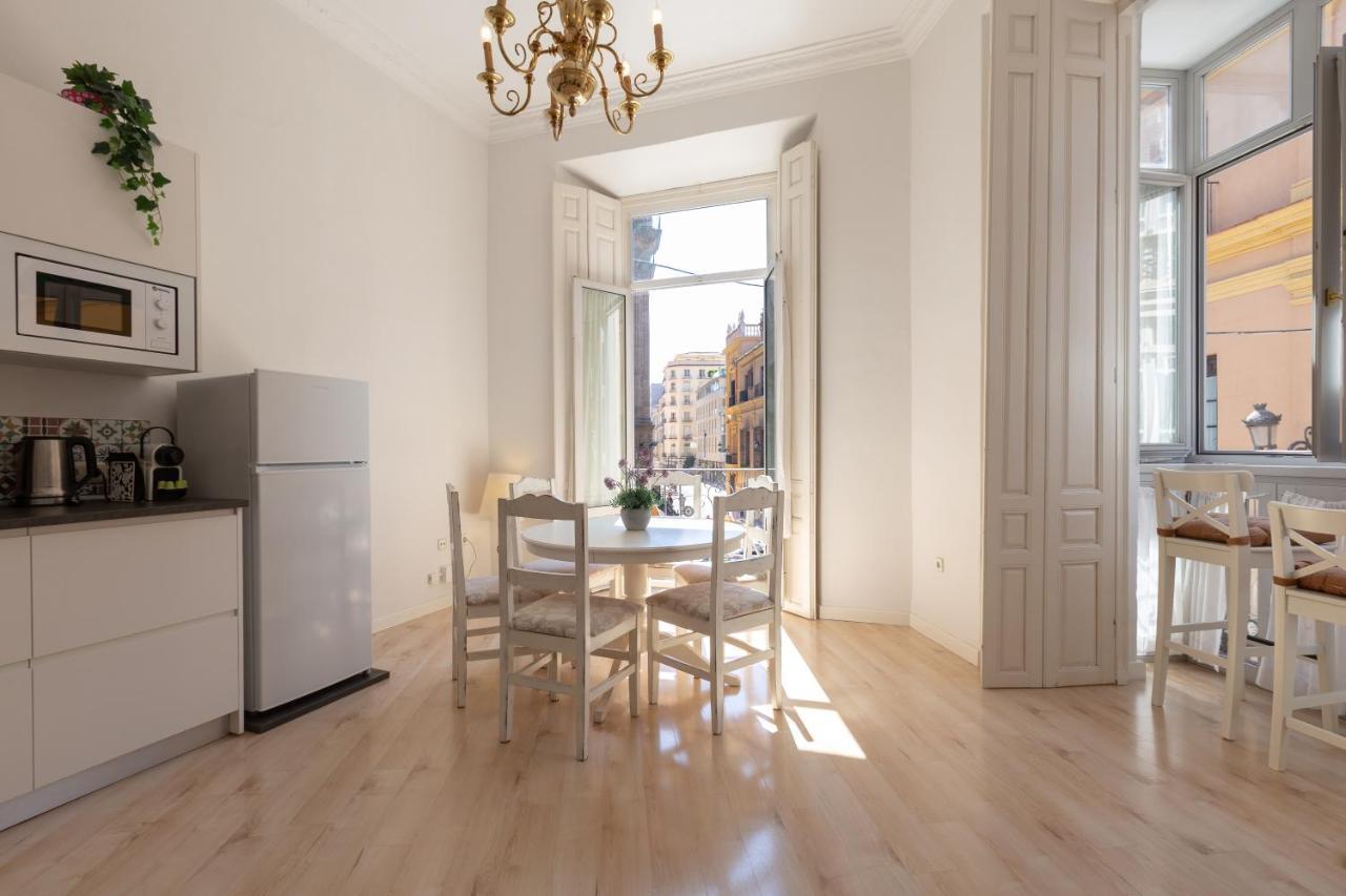 Luminoso Apartamento De Dos Habitaciones Con Vistas A Las Catedral 말라가 외부 사진